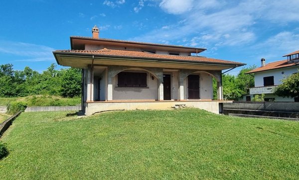 casa indipendente in vendita ad Aulla