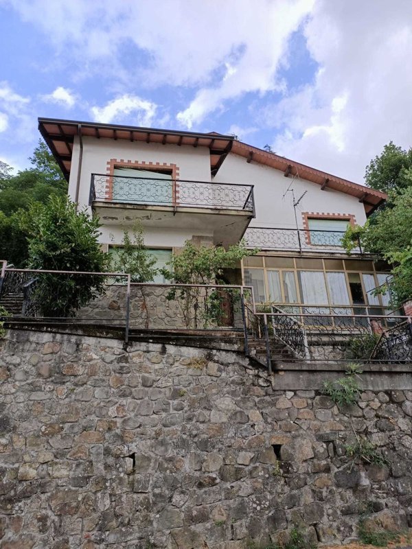 casa indipendente in vendita ad Aulla