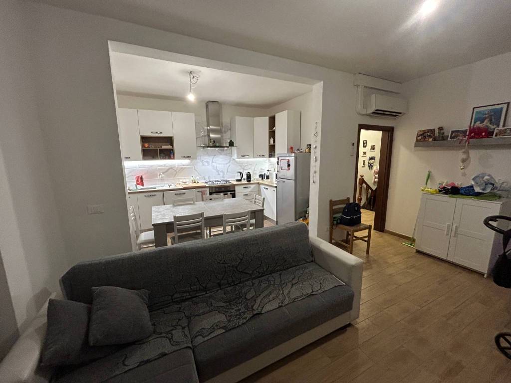 casa indipendente in vendita ad Aulla