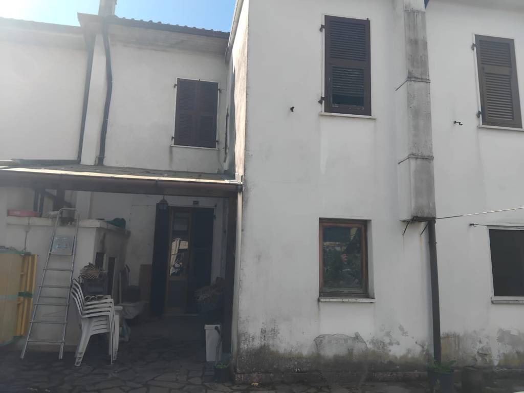 intera palazzina in vendita ad Aulla