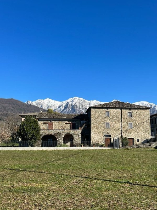 casa indipendente in vendita ad Aulla