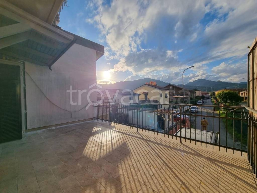 casa indipendente in vendita ad Aulla