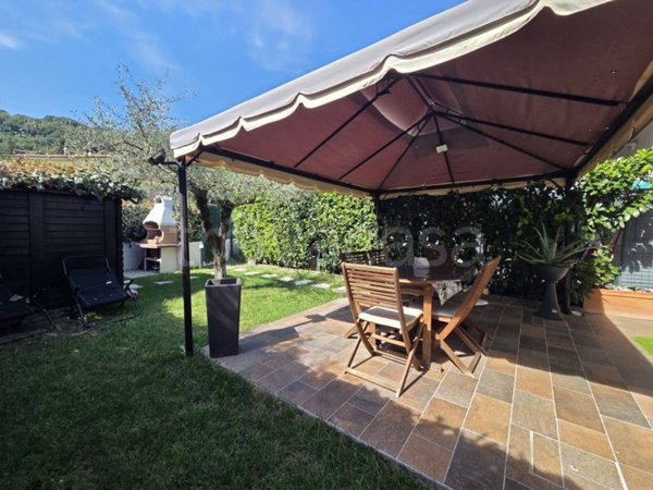 casa indipendente in vendita ad Aulla