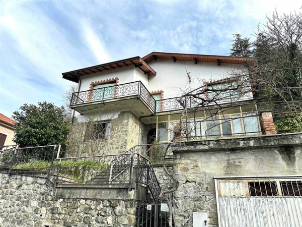 casa indipendente in vendita ad Aulla