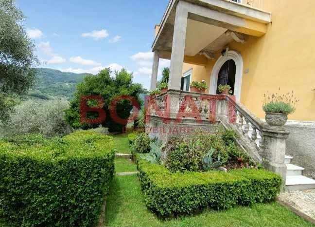 casa indipendente in vendita ad Aulla