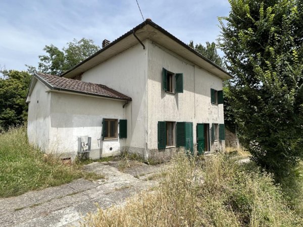 casa indipendente in vendita a Bagnone in zona Groppo