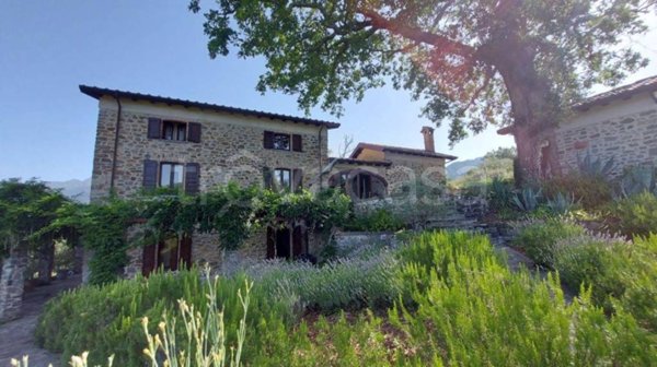 villa in vendita a Bagnone in zona Vico