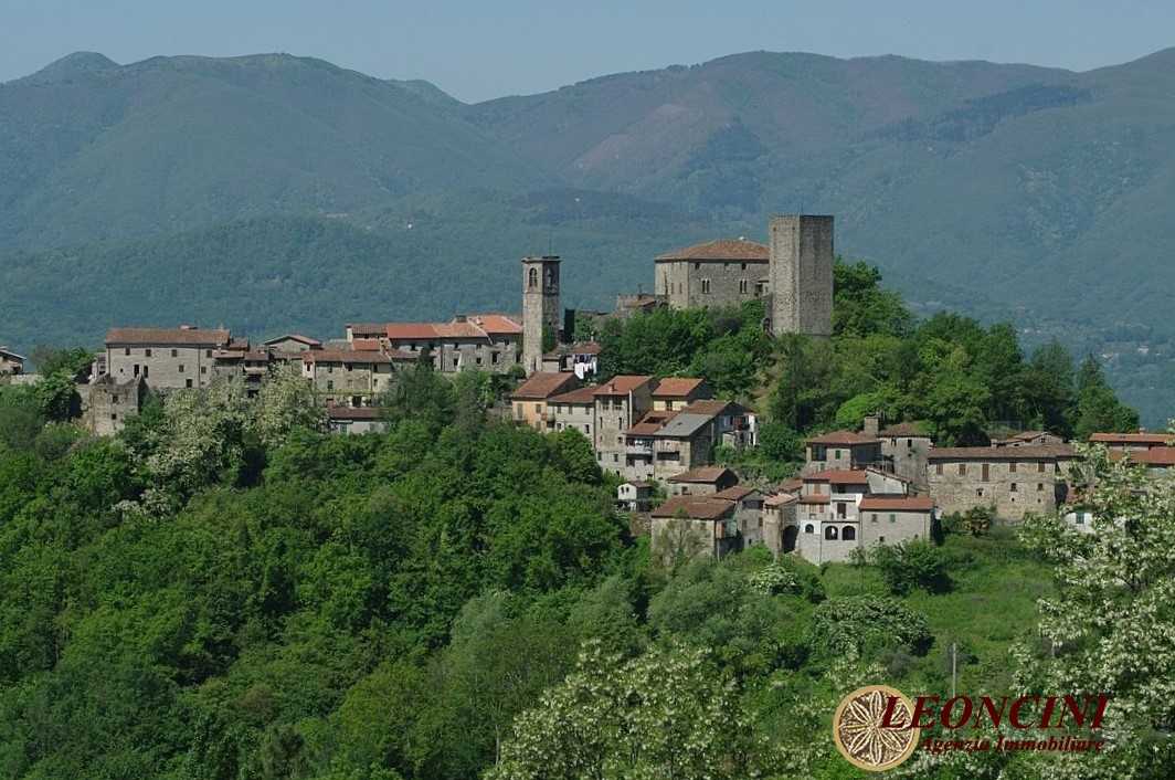 appartamento in vendita a Bagnone in zona Vico