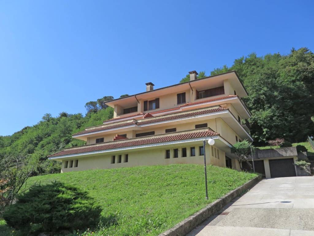 appartamento in vendita a Bagnone