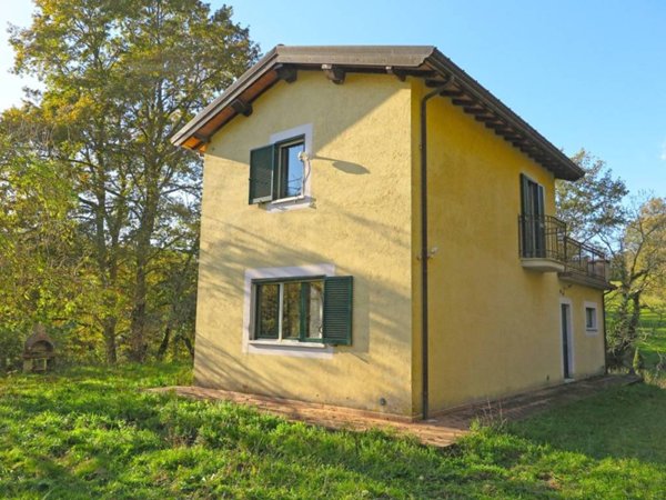 casa indipendente in vendita a Bagnone