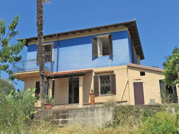 casa indipendente in vendita a Bagnone in zona Vico