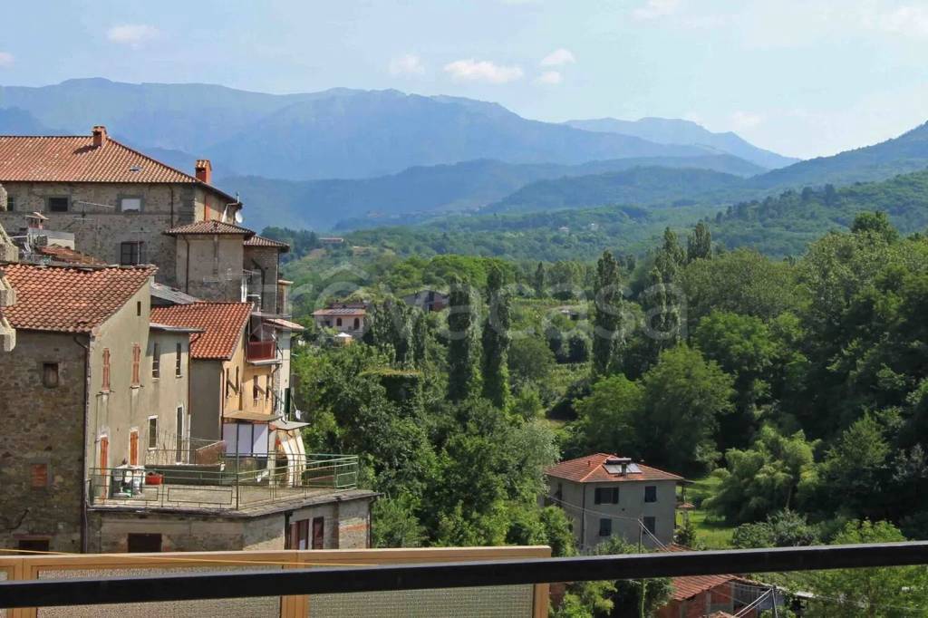 appartamento in vendita a Bagnone