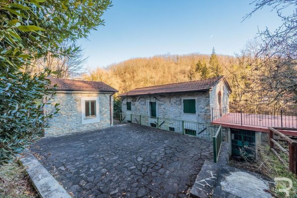 pentavano in vendita a Bagnone