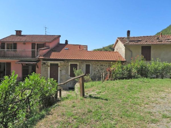 casa indipendente in vendita a Bagnone