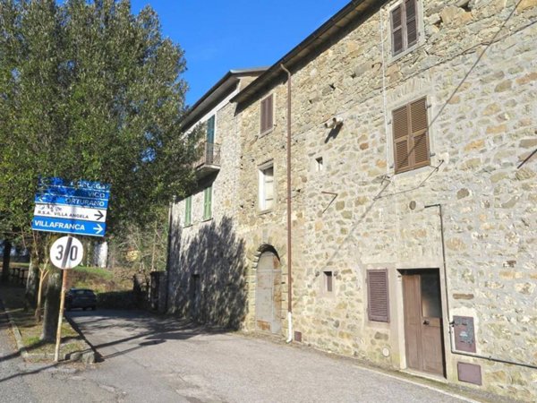 casa indipendente in vendita a Bagnone