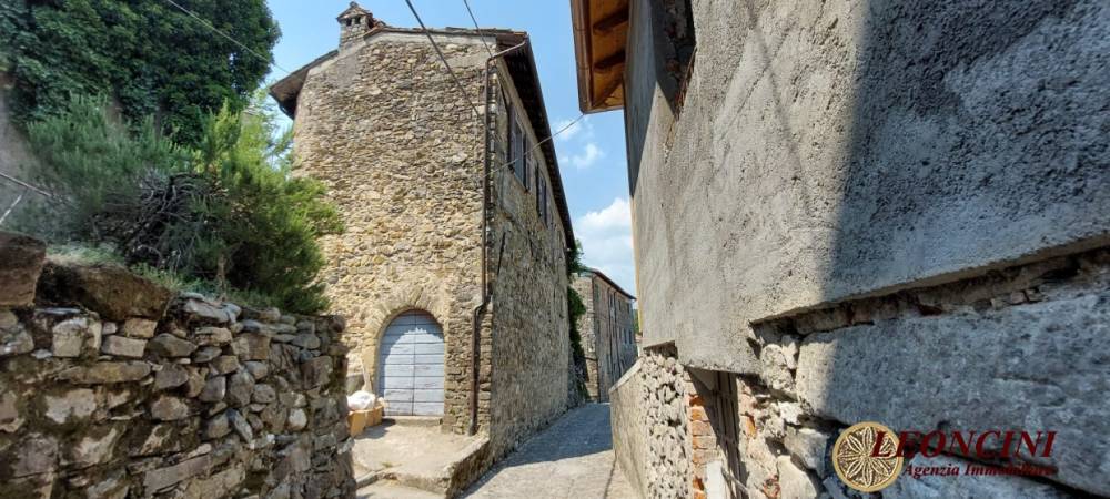 casa indipendente in vendita a Bagnone in zona Vico