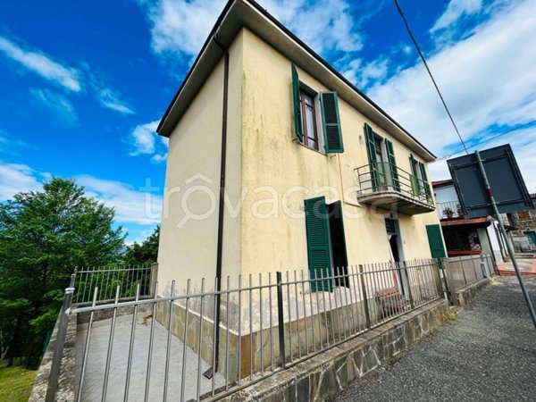 casa indipendente in vendita a Bagnone in zona Vico
