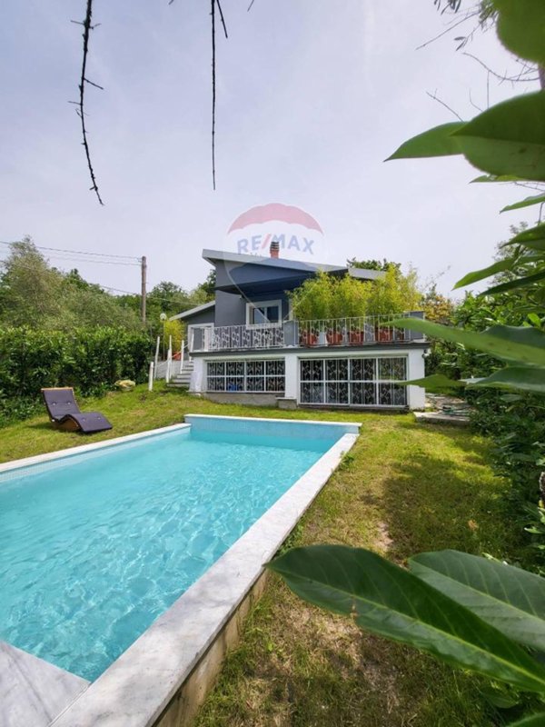 casa indipendente in vendita a Bagnone in zona Vico