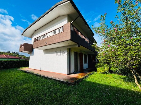 casa indipendente in vendita a Bagnone in zona Vico