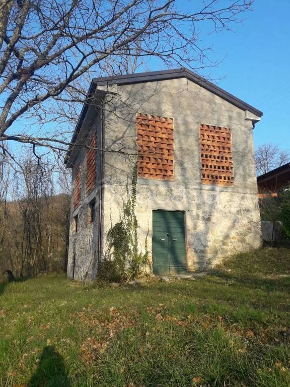 casa indipendente in vendita a Bagnone in zona Vico