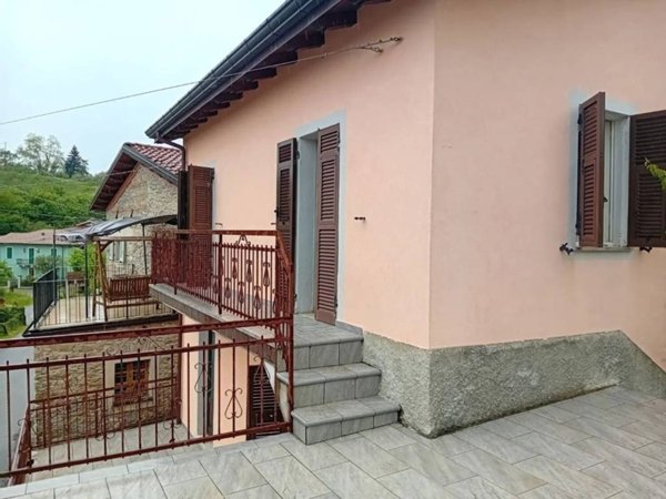 casa indipendente in vendita a Bagnone in zona Vico