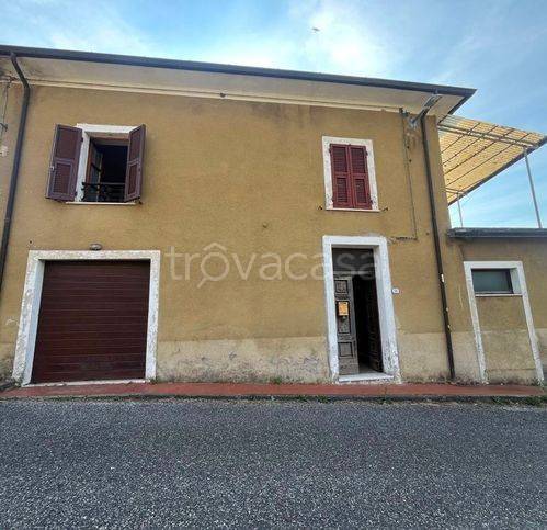 casa indipendente in vendita a Bagnone in zona Vico