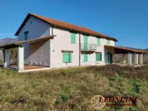 casale in vendita a Bagnone in zona Corvarola