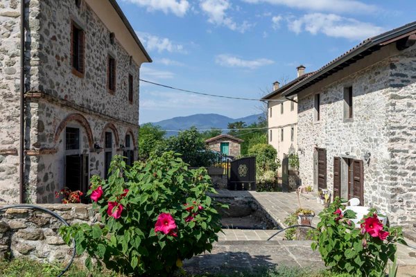 casa indipendente in vendita a Bagnone in zona Vico