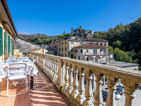 appartamento in vendita a Bagnone in zona Vico