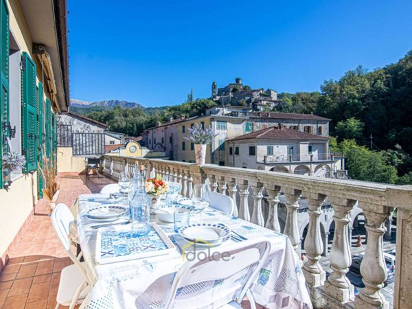 casa indipendente in vendita a Bagnone in zona Vico