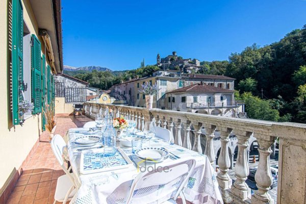 casa indipendente in vendita a Bagnone in zona Vico