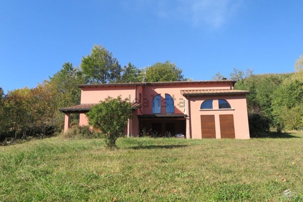 casa indipendente in vendita a Bagnone