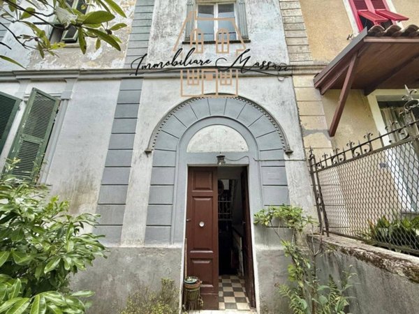 casa indipendente in vendita a Bagnone in zona Vico