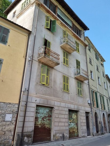 casa indipendente in vendita a Bagnone