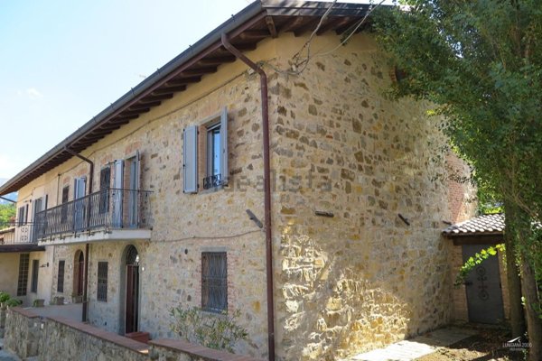casa indipendente in vendita a Bagnone
