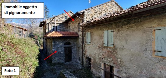 appartamento in vendita a Bagnone in zona Vico