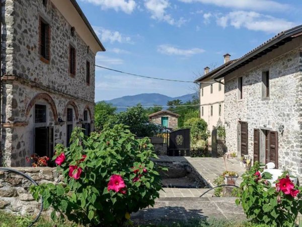 casa indipendente in vendita a Bagnone in zona Vico