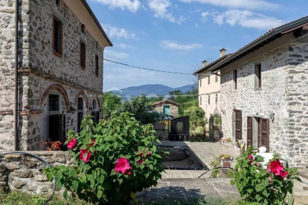 casa indipendente in vendita a Bagnone in zona Vico