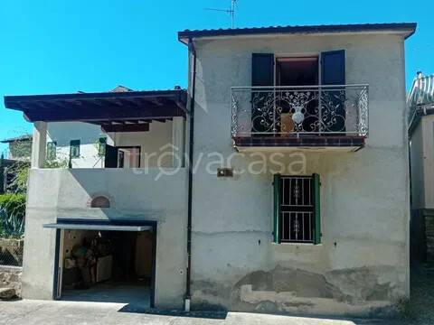 casa indipendente in vendita a Bagnone in zona Vico
