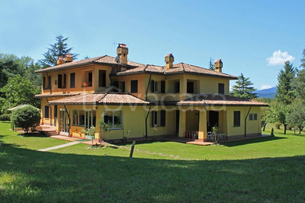 casa indipendente in vendita a Bagnone in zona Vico