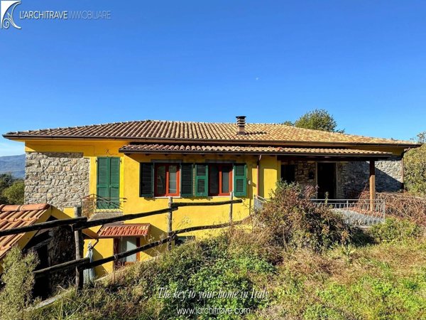 casa indipendente in vendita a Bagnone in zona Vico