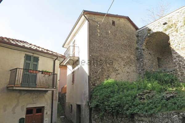 casa indipendente in vendita a Bagnone in zona Iera
