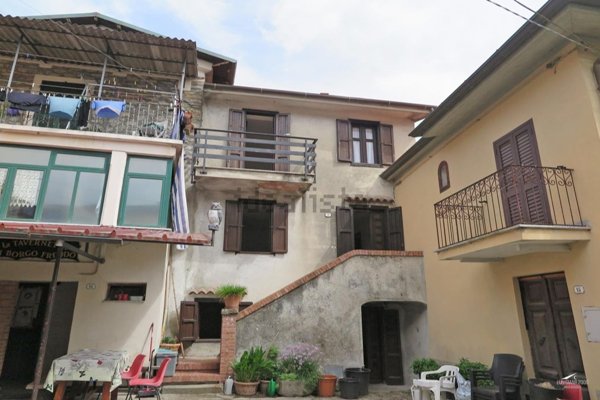 casa semindipendente in vendita a Bagnone in zona Pastina