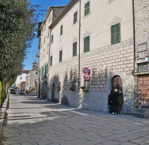 casa indipendente in vendita a Bagnone in zona Mochignano