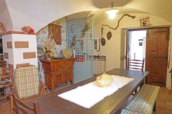 casa indipendente in vendita a Bagnone in zona Orturano