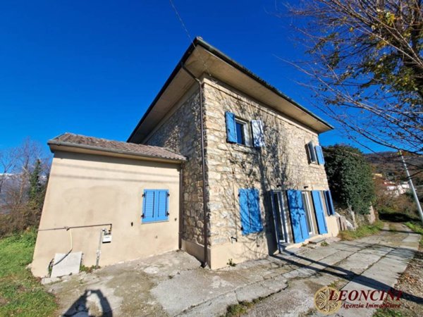 casa indipendente in vendita a Bagnone in zona Groppo