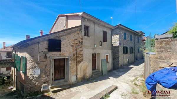 appartamento in vendita a Bagnone in zona Groppo