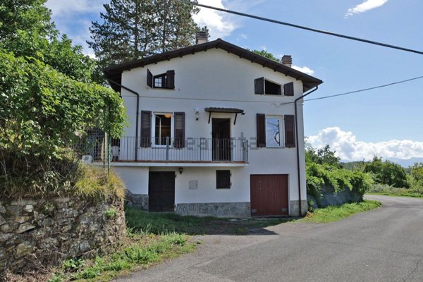 casa indipendente in vendita a Bagnone in zona Corvarola