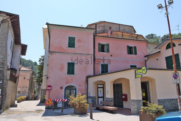 appartamento in vendita a Bagnone in zona Mochignano