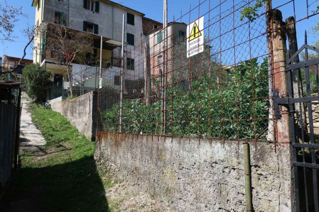 terreno agricolo in vendita a Carrara in zona Fossola